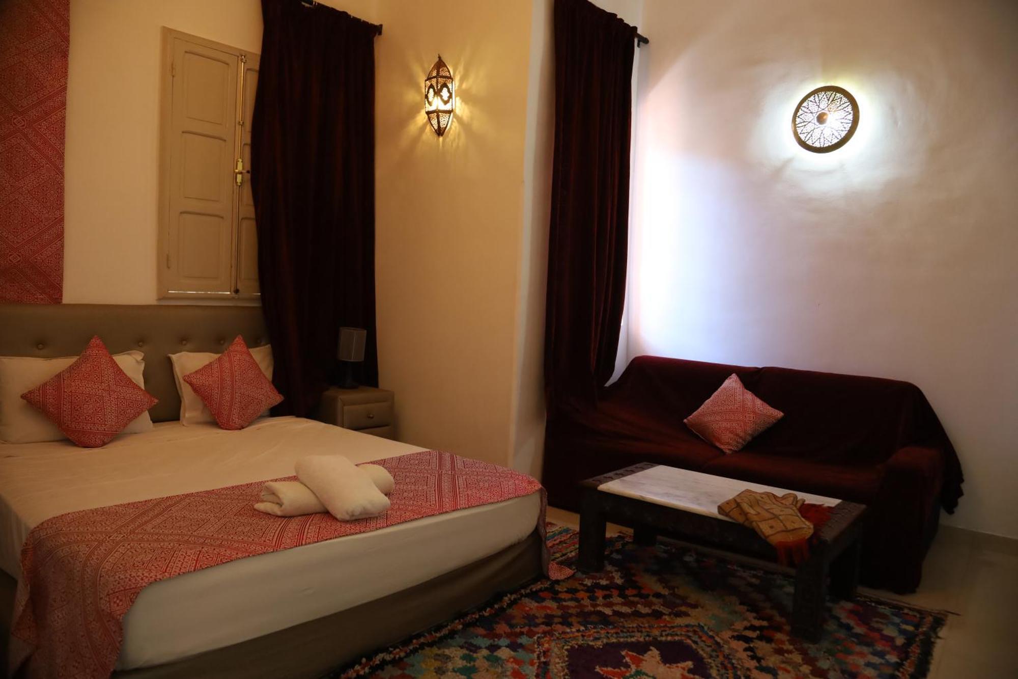 Riad La Rose Des Sables *